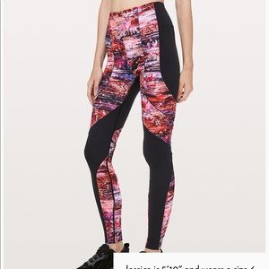 NWT LULULEMON LEGGINGS sweat and repeat tight RARE